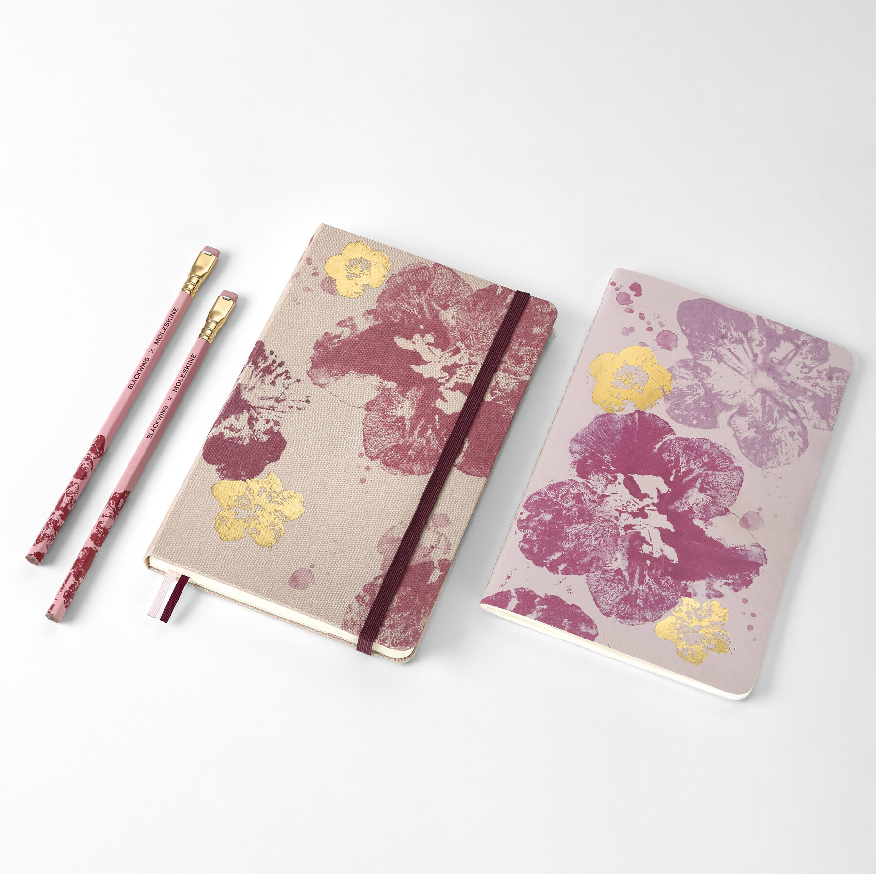 桜 テーマボックス ノート、カイエジャーナル＆Blackwing鉛筆2本セット